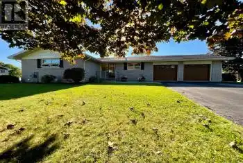 75 Rodgers Dr, Stirling-Rawdon, Ontario K0K 3E0, 2 Bedrooms Bedrooms, 13 Rooms Rooms,3 BathroomsBathrooms,All Houses,Sold,Rodgers,X9378906