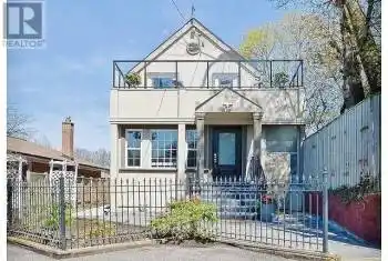 63 Stephen Drive, Toronto (Stonegate-Queensway), Ontario M8Y3M8, 3 Bedrooms Bedrooms, ,3 BathroomsBathrooms,All Houses,For Rent,Stephen,W9379939