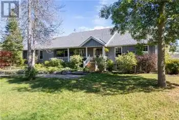 38 SPRUCEDALE Drive, Kincardine, Ontario N0H2C5, 5 Bedrooms Bedrooms, ,3 BathroomsBathrooms,All Houses,For Sale,SPRUCEDALE,40652316