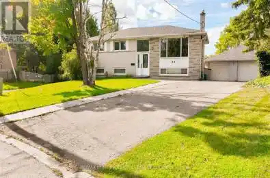 32 Court Markham (Bullock) Ontario L3P1M1