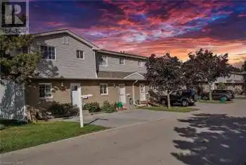 8141 COVENTRY Road Unit# 75, Niagara Falls (218 - West Wood), Ontario L2H2X7, 3 Bedrooms Bedrooms, ,2 BathroomsBathrooms,All Houses,For Sale,COVENTRY,X9414931