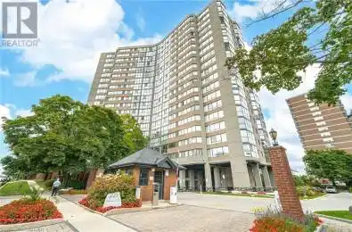 40 RICHVIEW Road Unit# 508 Toronto Ontario M9A5C1