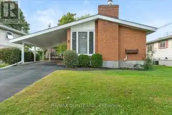 9 Simeon Street, Prince Edward County (Picton), Ontario K0K2T0, 3 Bedrooms Bedrooms, ,2 BathroomsBathrooms,All Houses,For Sale,Simeon,X9383160