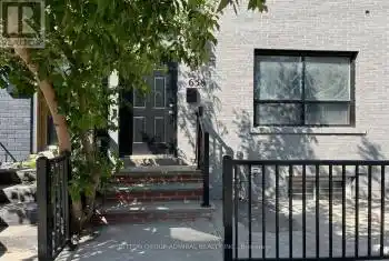 658 Dundas Street, Toronto (Kensington-Chinatown), Ontario M5T1H9, 5 Bedrooms Bedrooms, ,4 BathroomsBathrooms,All Houses,For Sale,Dundas,C9383305