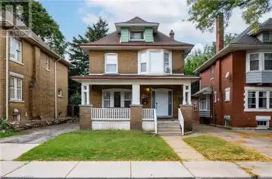 112 LEINSTER Avenue Hamilton Ontario L8M3A5