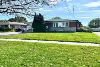 30 Romulus Dr, Toronto, Ontario M1K 4C2, 3 Bedrooms Bedrooms, 6 Rooms Rooms,2 BathroomsBathrooms,All Houses,Sold,Romulus,E9384149