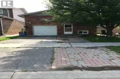 15 Avenue Georgina (Keswick South) Ontario L4P3T3