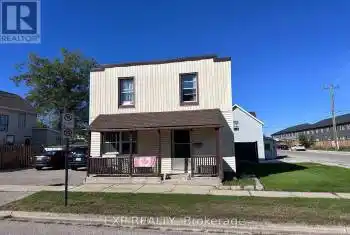 203 Grove Street, Norfolk (Simcoe), Ontario N3Y1K5, 3 Bedrooms Bedrooms, ,2 BathroomsBathrooms,All Houses,For Sale,Grove,X9386533