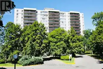 6200 Bathurst Street Unit# 711, Toronto (Westminster-Branson), Ontario M2R2A3, 3 Bedrooms Bedrooms, ,2 BathroomsBathrooms,Condo,For Rent,Bathurst,C9386704