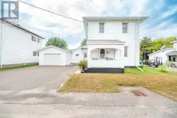 25 DROHAN Street, Madawaska Valley (570 - Madawaska Valley), Ontario K0J1B0, 3 Bedrooms Bedrooms, ,2 BathroomsBathrooms,All Houses,For Sale,Barry's Bay,DROHAN,X9522274