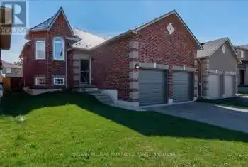 32 Majesty Boulevard, Barrie (Innis-Shore), Ontario L4M7K3, 4 Bedrooms Bedrooms, ,3 BathroomsBathrooms,All Houses,For Sale,Majesty,S9389656