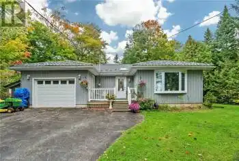 13 PARK Road, Central Huron, Ontario N7A3X8, 3 Bedrooms Bedrooms, ,1 BathroomBathrooms,All Houses,For Sale,PARK,40655169