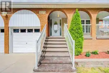 2575 Benedet Drive Unit# Upper, Mississauga (Clarkson), Ontario L5J4H6, 3 Bedrooms Bedrooms, ,2 BathroomsBathrooms,All Houses,For Rent,Benedet,W9390298