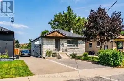 41 Drive Toronto (Alderwood) Ontario M8W4C1