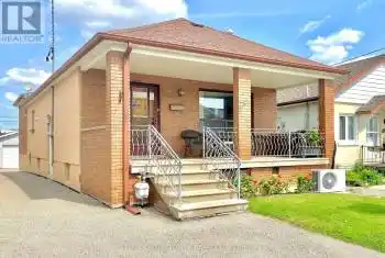 84 Belgravia Ave, Toronto, Ontario M6E 2M5, 3 Bedrooms Bedrooms, 6 Rooms Rooms,2 BathroomsBathrooms,All Houses,Sold,Belgravia,W9390680