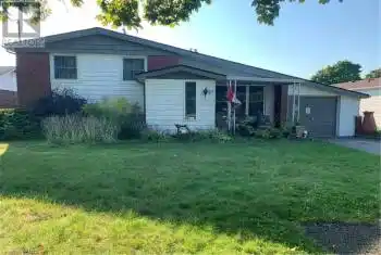 67 WAKELIN Terrace, St. Catharines (444 - Carlton/Bunting), Ontario L2M4K8, 3 Bedrooms Bedrooms, ,2 BathroomsBathrooms,All Houses,For Sale,WAKELIN,X9415192