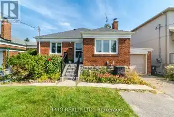 129 Milton Street, Toronto (Stonegate-Queensway), Ontario M8Y2Y4, 2 Bedrooms Bedrooms, ,1 BathroomBathrooms,All Houses,For Rent,Milton,W9391563