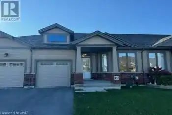 39 ELLIS AVENUE Avenue, St. Catharines (456 - Oakdale), Ontario L2P0E6, 2 Bedrooms Bedrooms, ,2 BathroomsBathrooms,All Houses,For Rent,ELLIS AVENUE,X9415201