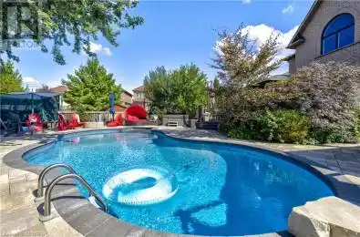 3410 ROBIN HILL Circle Oakville Ontario L6L6X2