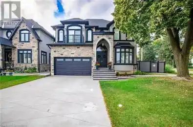 4 LOCKMAN Drive Ancaster Ontario L9K0C1