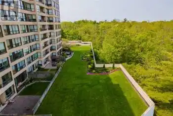 3 TOWERING HEIGHTS Boulevard Unit# 605, St. Catharines (461 - Glendale/Glenridge), Ontario L2T4A4, 2 Bedrooms Bedrooms, ,2 BathroomsBathrooms,Condo,For Sale,TOWERING HEIGHTS,X9415063