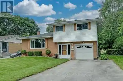 368 East Side Crescent Burlington (Brant) Ontario L7R3G9