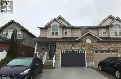 100 PERIWINKLE Street Kitchener Ontario N2E4C7