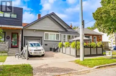 86 Lesmount Avenue Unit# Upper Toronto (East York) Ontario M4J3V9