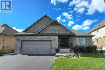 44 HUNSBERGER Drive Unit# LOWER, Baden, Ontario N3A4S5, 2 Bedrooms Bedrooms, ,1 BathroomBathrooms,All Houses,For Rent,HUNSBERGER,40660781