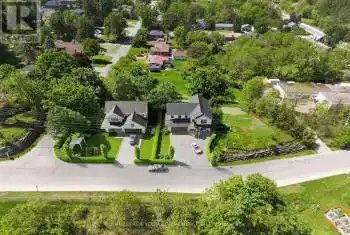 58 Old King Road, Caledon (Bolton East), Ontario L7E3J5, 5 Bedrooms Bedrooms, ,1 BathroomBathrooms,Commercial,For Sale,Old King,W9396497