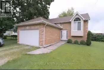 8 Elgin Street, Newbury, Ontario N0L1Z0, 3 Bedrooms Bedrooms, ,1 BathroomBathrooms,All Houses,For Sale,Elgin,X9397059