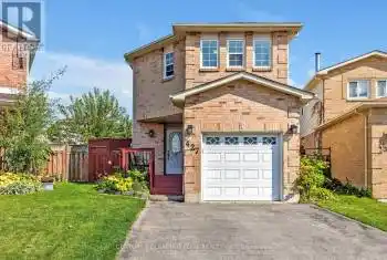 427 Leeds Court, Oshawa (Vanier), Ontario L1J8J2, 3 Bedrooms Bedrooms, ,2 BathroomsBathrooms,All Houses,For Sale,Leeds,E9301180