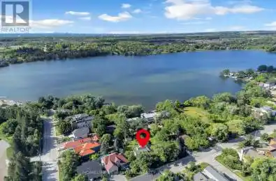 643 North Lake Road Richmond Hill (Oak Ridges Lake Wilcox) Ontario L4E