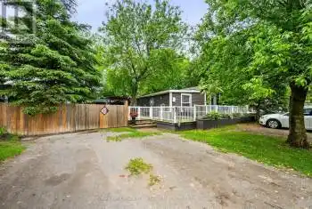 21469 ON-48, East Gwillimbury (Mt Albert), Ontario L0G1M0, 2 Bedrooms Bedrooms, ,1 BathroomBathrooms,Commercial,For Sale,ON-48,N9309107