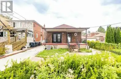 9 Hertford Avenue Toronto (Keelesdale-Eglinton West) Ontario M6M1R9