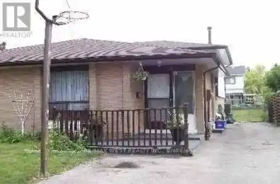 11 Tindale Road Unit# Upper Brampton (Madoc) Ontario L6V2G9