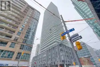 25 Richmond Street Unit# 2012, Toronto (Church-Yonge Corridor), Ontario M5C0A6, 1 Bedroom Bedrooms, ,1 BathroomBathrooms,Condo,For Rent,Richmond,C9397376