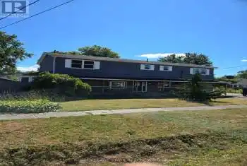 3721 Mathewson Avenue, Fort Erie (Ridgeway), Ontario L0S1B0, 5 Bedrooms Bedrooms, ,2 BathroomsBathrooms,All Houses,For Sale,Mathewson,X9398170