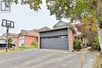 462 Luzon Crescent, Mississauga (Fairview), Ontario L5B3W9, 5 Bedrooms Bedrooms, ,4 BathroomsBathrooms,All Houses,For Sale,Luzon,W9398398