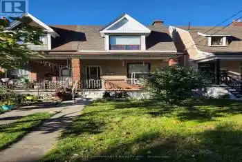 32 Harvie Avenue, Toronto (Corso Italia-Davenport), Ontario M6E4K3, 3 Bedrooms Bedrooms, ,2 BathroomsBathrooms,All Houses,For Sale,Harvie,W9399428