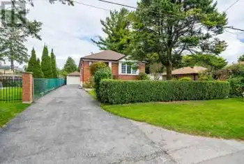 312 Dalesford Road, Toronto (Stonegate-Queensway), Ontario M8Y1G7, 4 Bedrooms Bedrooms, ,2 BathroomsBathrooms,All Houses,For Sale,Dalesford,W9399895