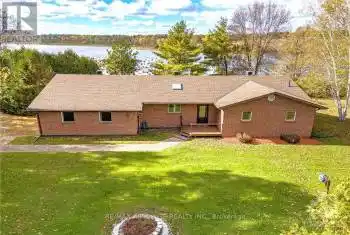 3396 CALABOGIE Road, Greater Madawaska (542 - Greater Madawaska), Ontario K0J1G0, 3 Bedrooms Bedrooms, ,2 BathroomsBathrooms,All Houses,For Sale,Burnstown,CALABOGIE,X9522557