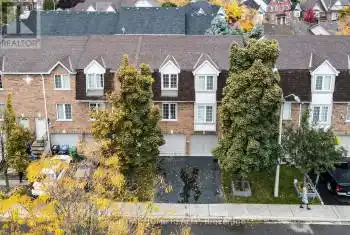 1525 South Parade Court Unit# 7, Mississauga (East Credit), Ontario L5M6E9, 4 Bedrooms Bedrooms, ,2 BathroomsBathrooms,All Houses,For Sale,South Parade,W9415403