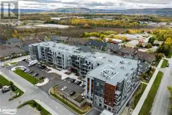 4 KIMBERLY Lane Unit# 207, Collingwood, Ontario L9Y5B4, 2 Bedrooms Bedrooms, ,2 BathroomsBathrooms,Condo,For Sale,KIMBERLY,40659405