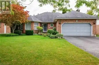 7886 BISHOP Avenue Niagara Falls Ontario L2H3C6