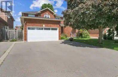 4489 Stonemill Court Mississauga (East Credit) Ontario L5V1E5