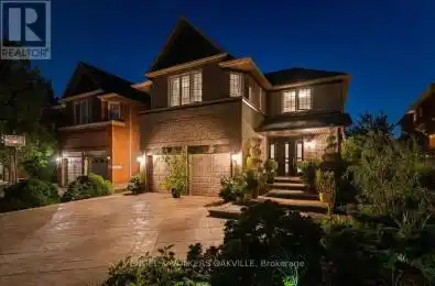 527 Ravineview Way Oakville (Iroquois Ridge North) Ontario L6H6S9