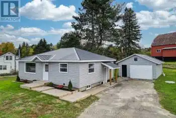 33236 Highway 62, Hastings Highlands, Ontario K0L2S0, 2 Bedrooms Bedrooms, ,1 BathroomBathrooms,All Houses,For Sale,Highway 62,X9416050