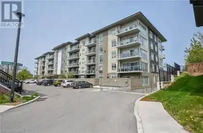 16 MARKLE Crescent Unit# 303 Ancaster Ontario L9G0H4