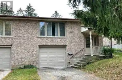 363 VOGEL Place Waterloo Ontario N2L5V8